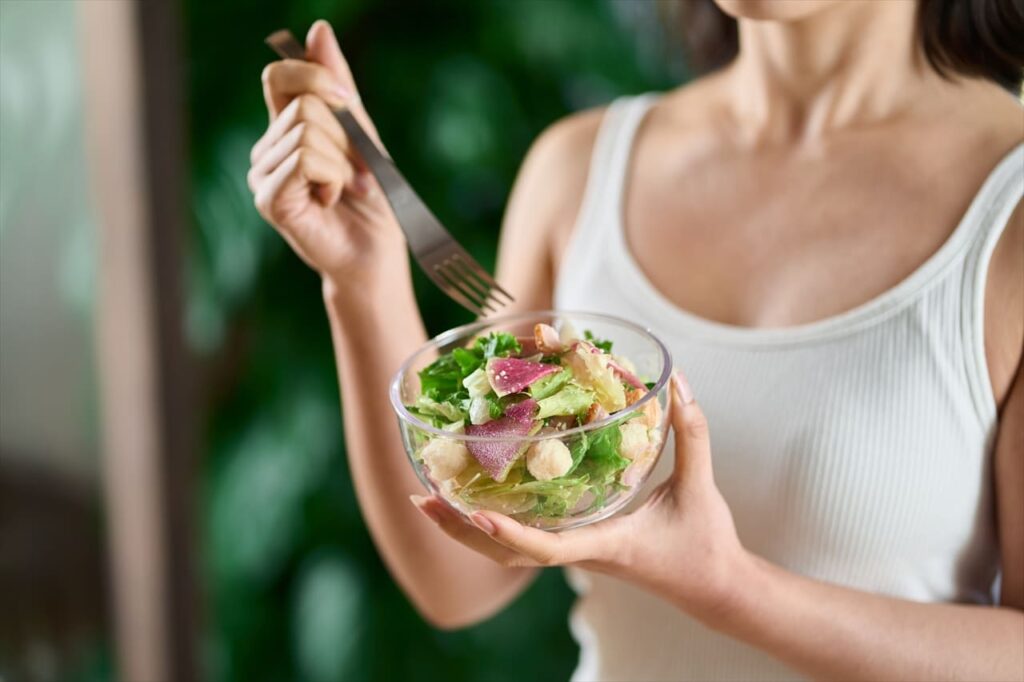 食事制限中の女性