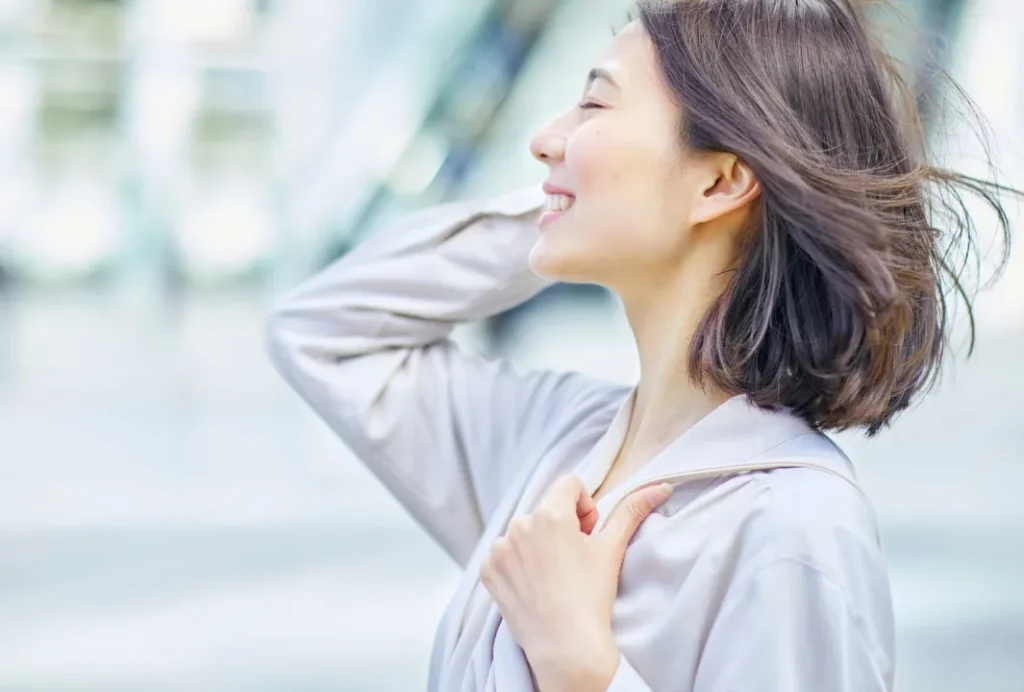 仕事帰りの30代女性