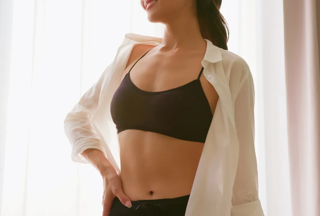 メリハリボディをした女性