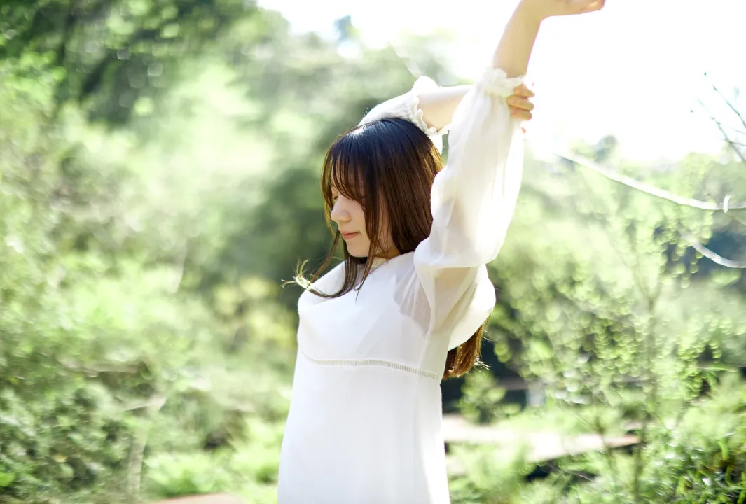 すっきりした表情の女性